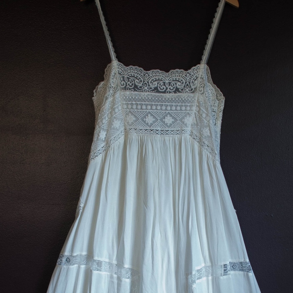 Spell & The Gypsy Collective Peaches Slip